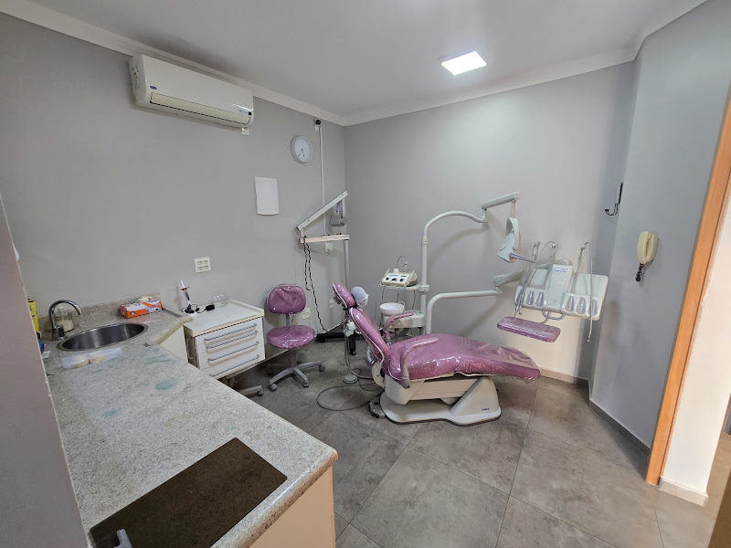 Foto 2 de HHC Odontologia e Estética