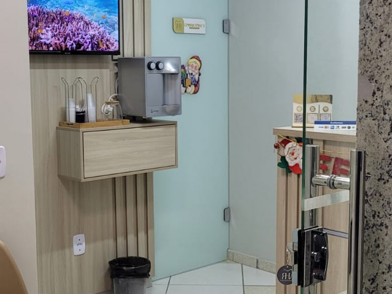 Foto 2 de HR Clinica Odontológica, Gama DF