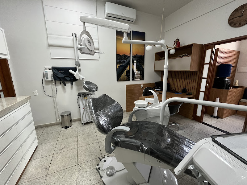 Foto 2 de Hugo Paes Odontologia