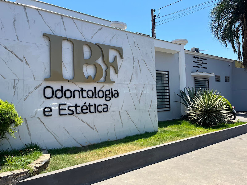 Foto de IBF Implantes Araçatuba - Odontopediatria - Harmonização Facial - Botox - Lentes de Contato