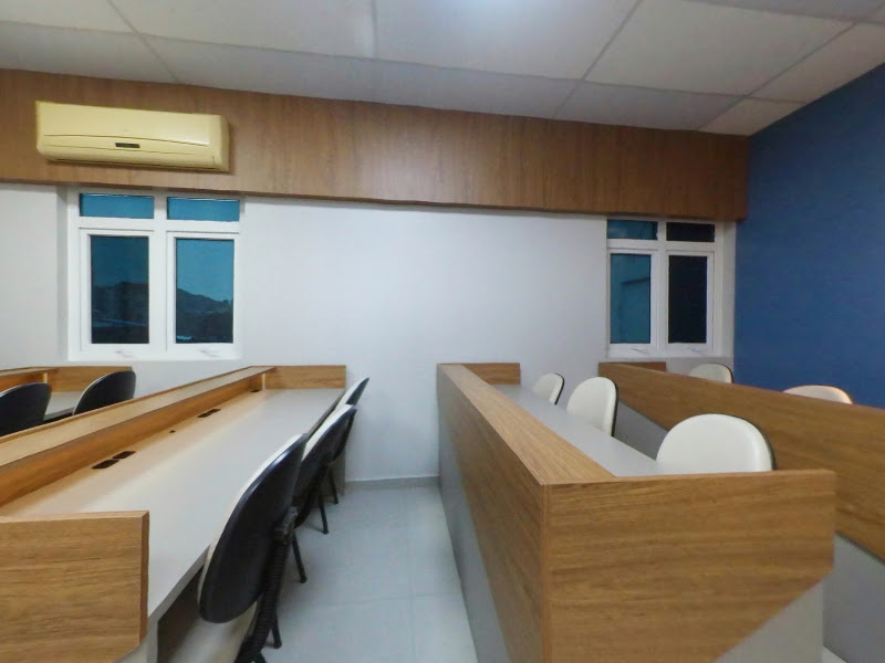Foto 3 de ICOS - Instituto Catarinense de Odontologia e Saúde - Escola de Pós Graduação - Clínica Odontológica