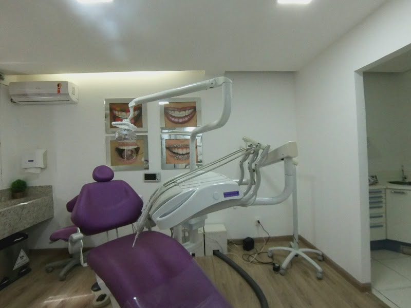 Foto 5 de IDC - Dentista no Floresta | Implantes e Prótese Protocolo em BH