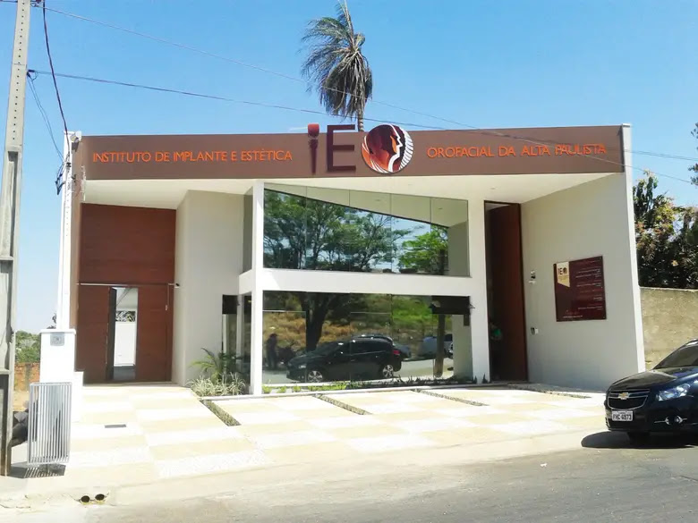 Foto 2 de IEO - Instituto de Implante e Estética Orofacial