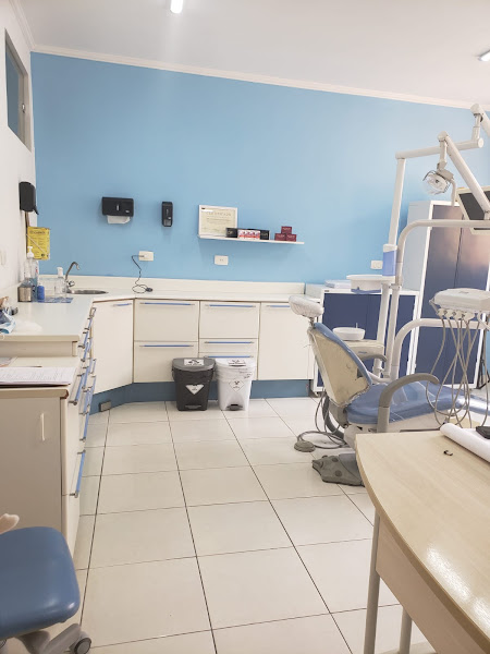 Foto 3 de Ilumimplante Clínica Odontológica - Implante Dentário - Remoção de siso / dente