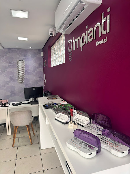 Foto 3 de Impianti Dental | Loja do Dentista em Caxias do Sul