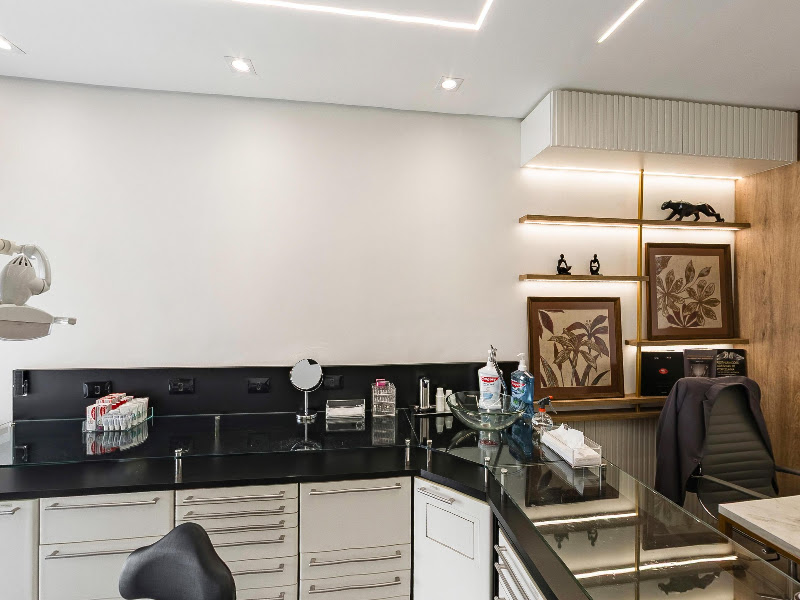 Foto 5 de Implafox Odontologia