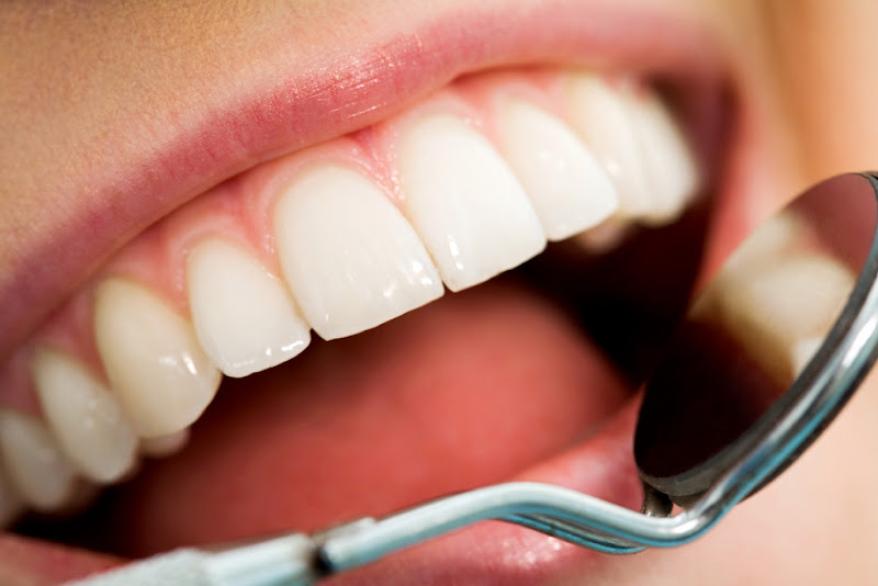 Foto 2 de IMPLAMIX ODONTOLOGIA Dr. Manoel Carlos Justini Dornellas