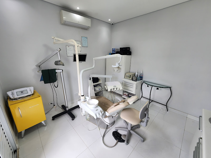Foto 2 de Implandent Clínica Odontológica – Dr. Osvaldo Souza Lima Filho | Implantes Dentários Casa Verde
