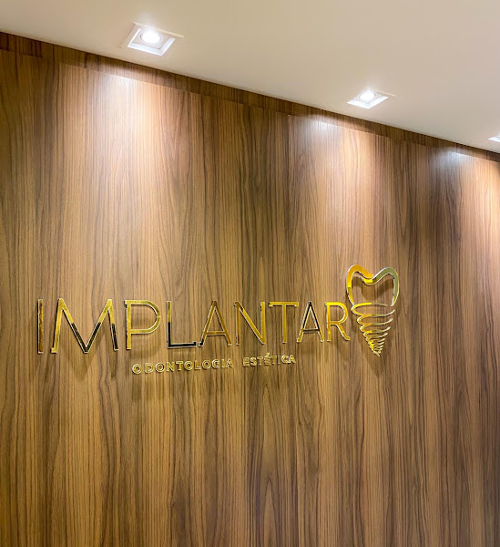 Foto 2 de Implantar Odontologia Estética