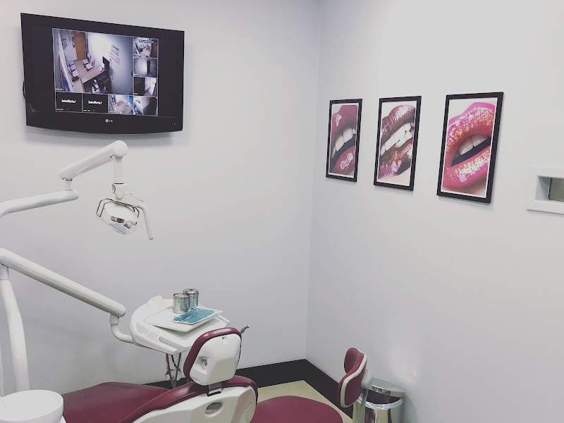 Foto 9 de Implantari Odontologia