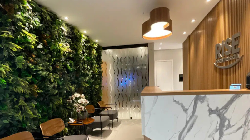 Foto 2 de Implante Dentário | Alinhador invisível SouSmile | Rise Odontologia | Campestre - Santo André