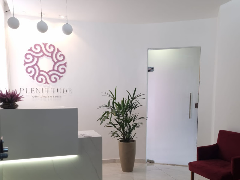 Foto 7 de Implante dentário e Invisalign - Vértice Odontologia