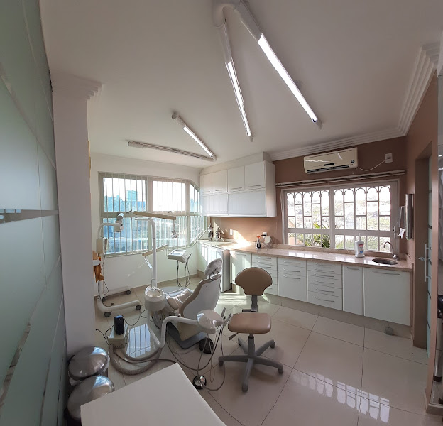 Foto 2 de Implante Dentário I Lentes de Contato I Clínica Freitas & Wolf I Alto da Boa Vista I Ribeirão Preto - S.P