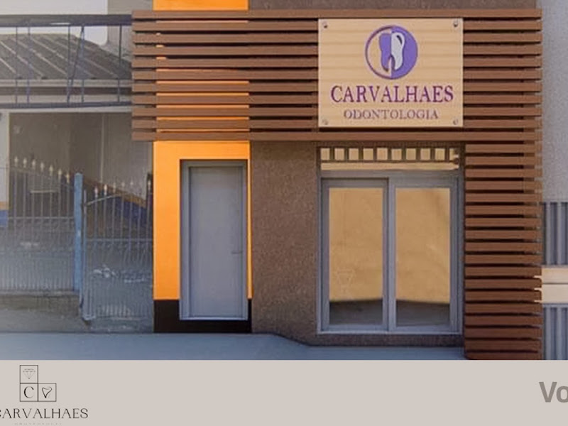 Foto de Implante Dentário | Lente de Contato Dental | Carvalhaes e Gomide Serviços Odontológicos | Centro | Itapevi - SP