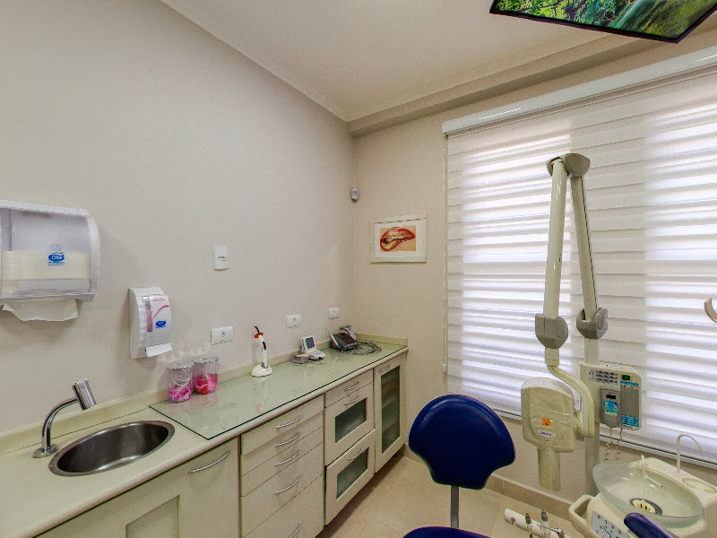 Foto 4 de Implante Dentário | Lente de Contato Dental | DS Oral Odontologia Avançada | Jardim São Luiz | Ribeirão Preto - SP