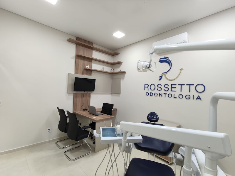 Foto 2 de Implante Dentário | Lente de Contato Dental | Rossetto Odontologia | Vila Nogueira Botucatu - SP