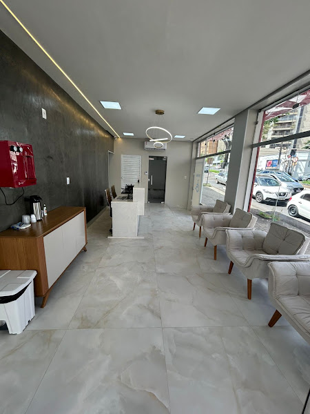 Foto 3 de Implante Dentário | Lentes Em Resina | Aparelho Invisível - Oral Sorriso/Uberlândia MG