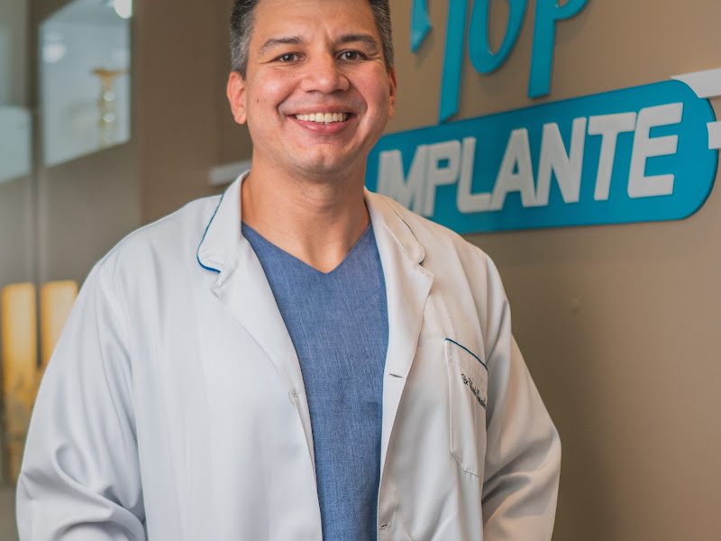 Foto 3 de Implante Dentário Manaus