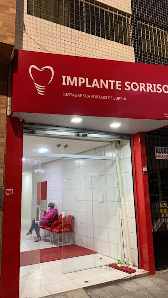 Foto 2 de Implante Sorriso