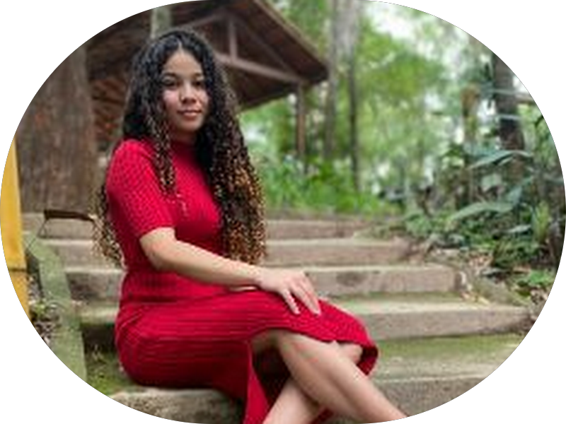 Foto 6 de Implantes Dentários Com Sedação | Dra. Camila Moreira Moreira