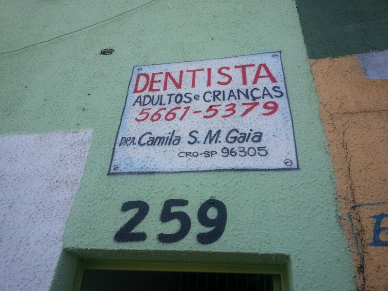 Foto 8 de Implantes Dentários Com Sedação | Dra. Camila Moreira Moreira