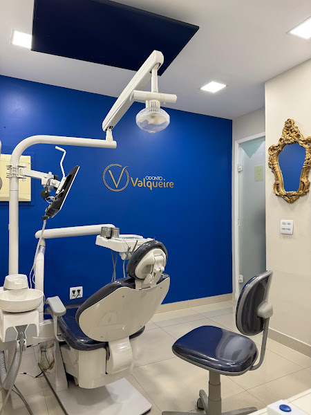 Foto 2 de Implantes Dentários | Dentista | Odonto Valqueire | Valqueire - RJ
