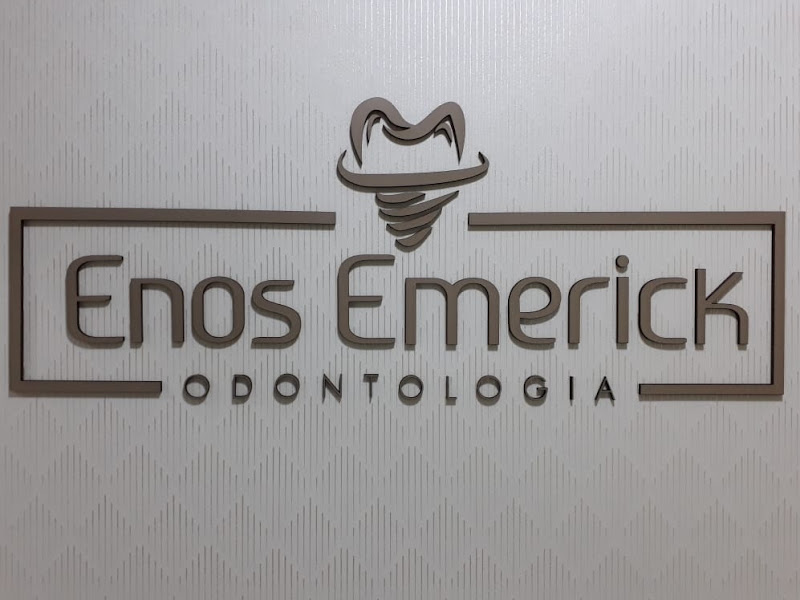Foto 3 de Implantes Dentários -Dr. Luiz Henrique Madeira