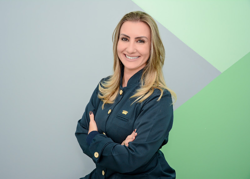 Foto 2 de Implantes Dentários em Canoas | Dra. Fernanda Fontoura – Odontologia Especializada