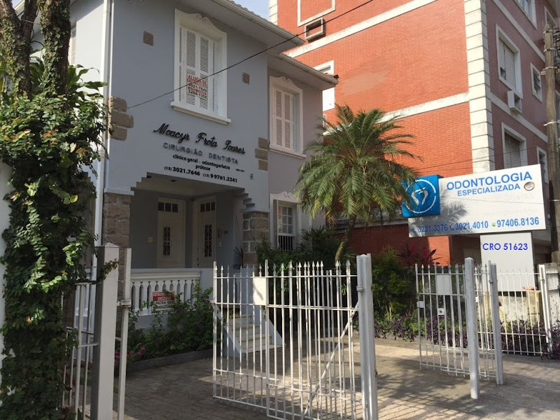 Foto 2 de Implantes Dentários em Santos - Dr. Cesar Soares