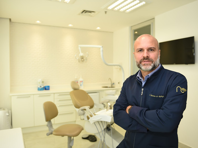 Foto de Implantes em Alphaville - Nobrega Odontologia