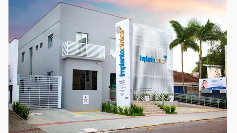 Foto 2 de Implantoclínica Odontologia