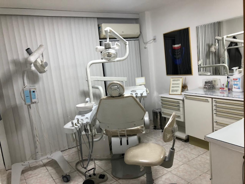 Foto de Implantodontia e Reabilitação Oral