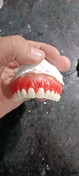 Foto 2 de ImplantOdonto