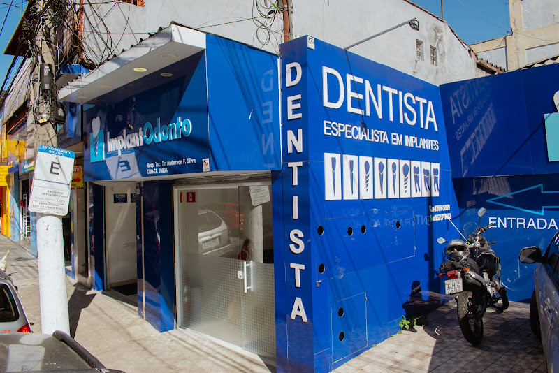 Foto 2 de ImplantOdonto