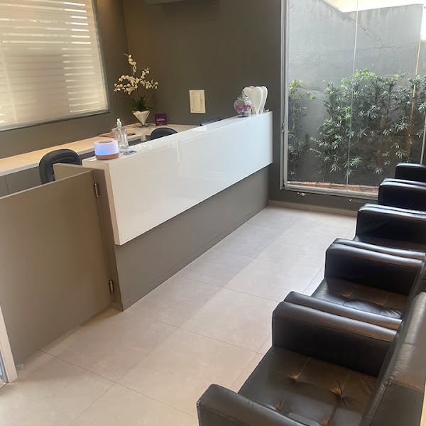 Foto 3 de Implex Odontologia Estética