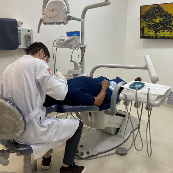 Foto 2 de Instituto Adonis Born - Odontologia
