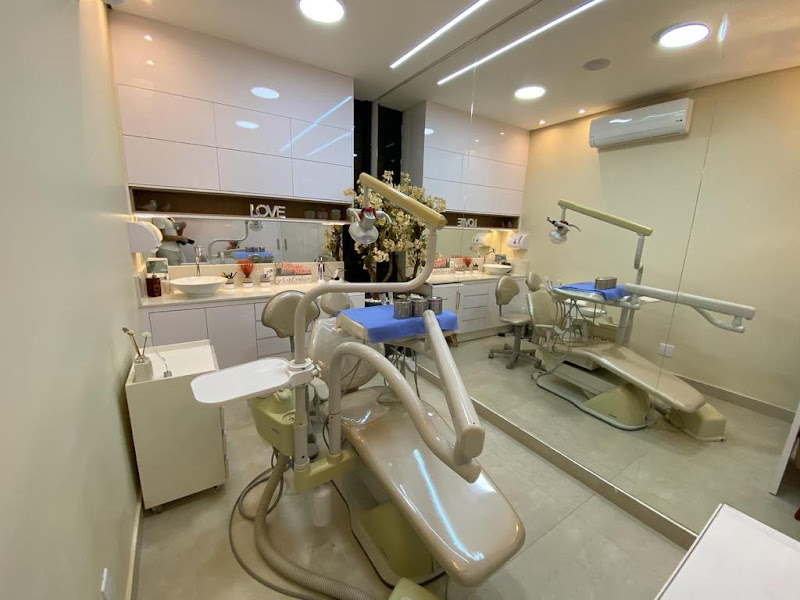 Foto 3 de Instituto de Odontologia Pontes - por Dra. Karine Pontes - Top Doctor Invisalign em Ipatinga