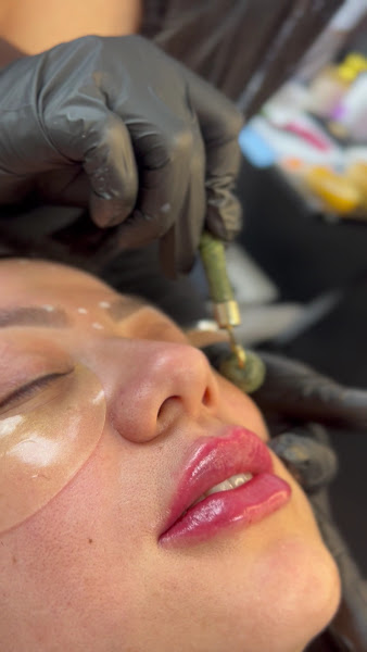 Foto 3 de Instituto Dra. Adriane Ledur - Odontologia Estética e Harmonização