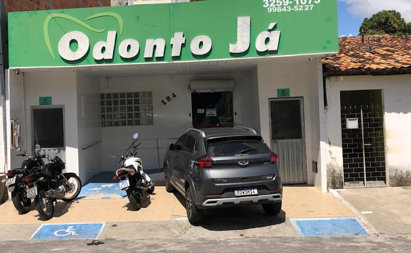 Foto 2 de Instituto Dra Lidne Velardez - Implantodontia e Harmonização Orofacial