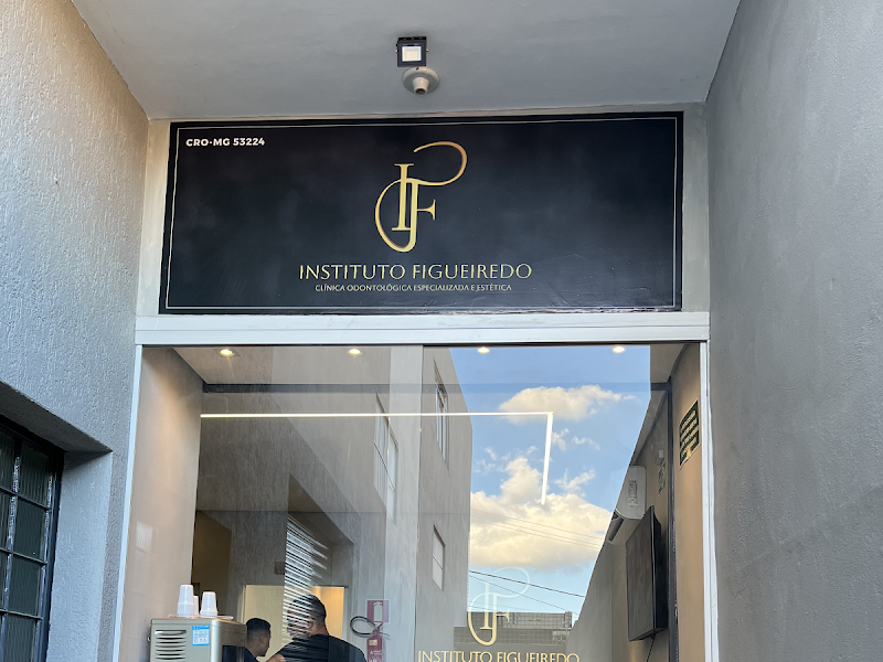 Foto de Instituto Figueiredo - Especialista em Facetas em Resina