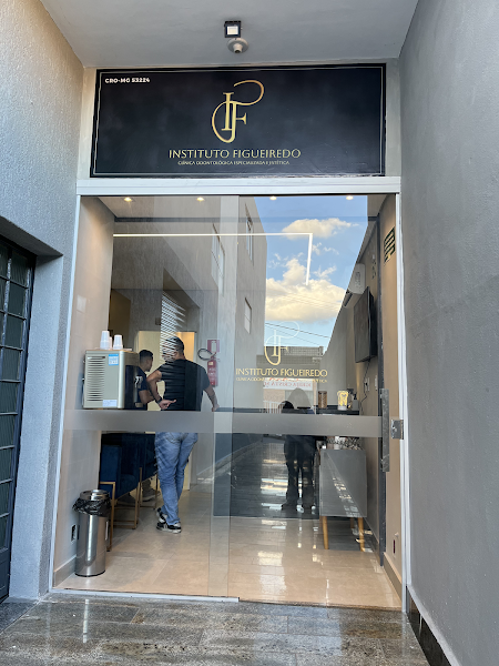 Foto 2 de Instituto Figueiredo - Especialista em Facetas em Resina