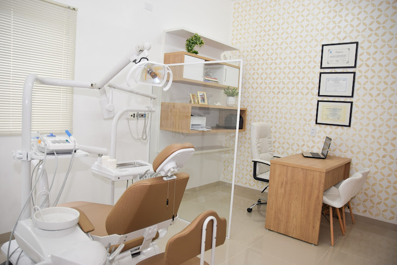 Foto 2 de Instituto Gibim - Cirurgia Buco Maxilo Facial e Reabilitação Oral