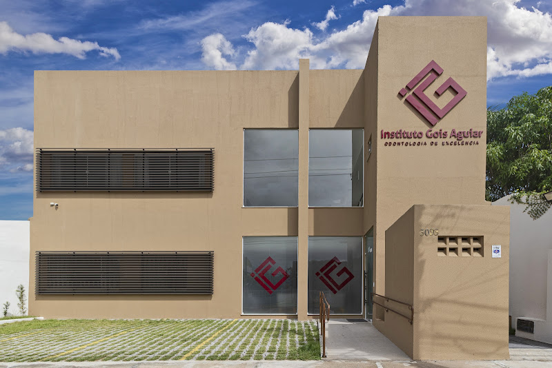 Foto 3 de Instituto Gois Aguiar - IGA | Pós-graduação em odontologia