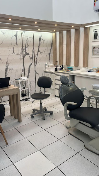 Foto 3 de INSTITUTO ODONTOLÓGICO REGINALDO BATISTA - Odontologia e Harmonização Orofacial