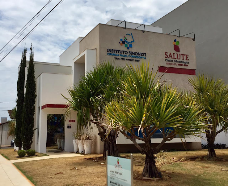 Foto 3 de Instituto Simoneti de Cirurgia Facial e Ortodontia