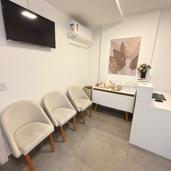 Foto 3 de Instituto Vina - Invisalign, Implantes, Lentes e Dentista 24h em Vila Velha