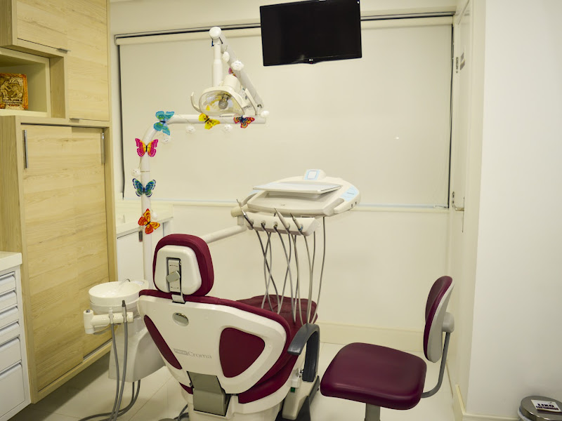 Foto 5 de Invisalign e Harmonização Facial Feira de Santana - Portugal Odontologia por Dra Camila Gomes