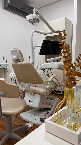 Foto 3 de Ísis Martins - Dentista