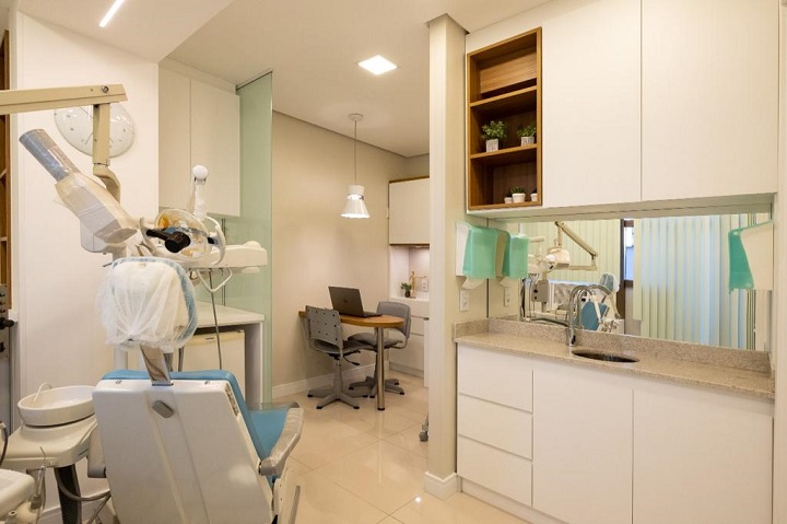 Foto 3 de Itaborai & Kunert - Centro de Endodontia | Tratamento de Canal em Porto Alegre | Endodontista