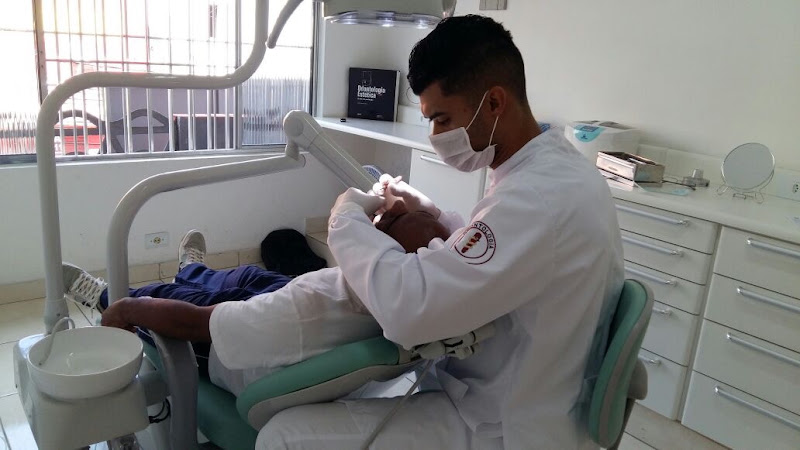Foto 2 de J.A Odontologia